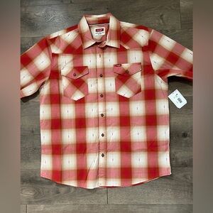Wrangler Short Sleeve Button Shirt Size Large New